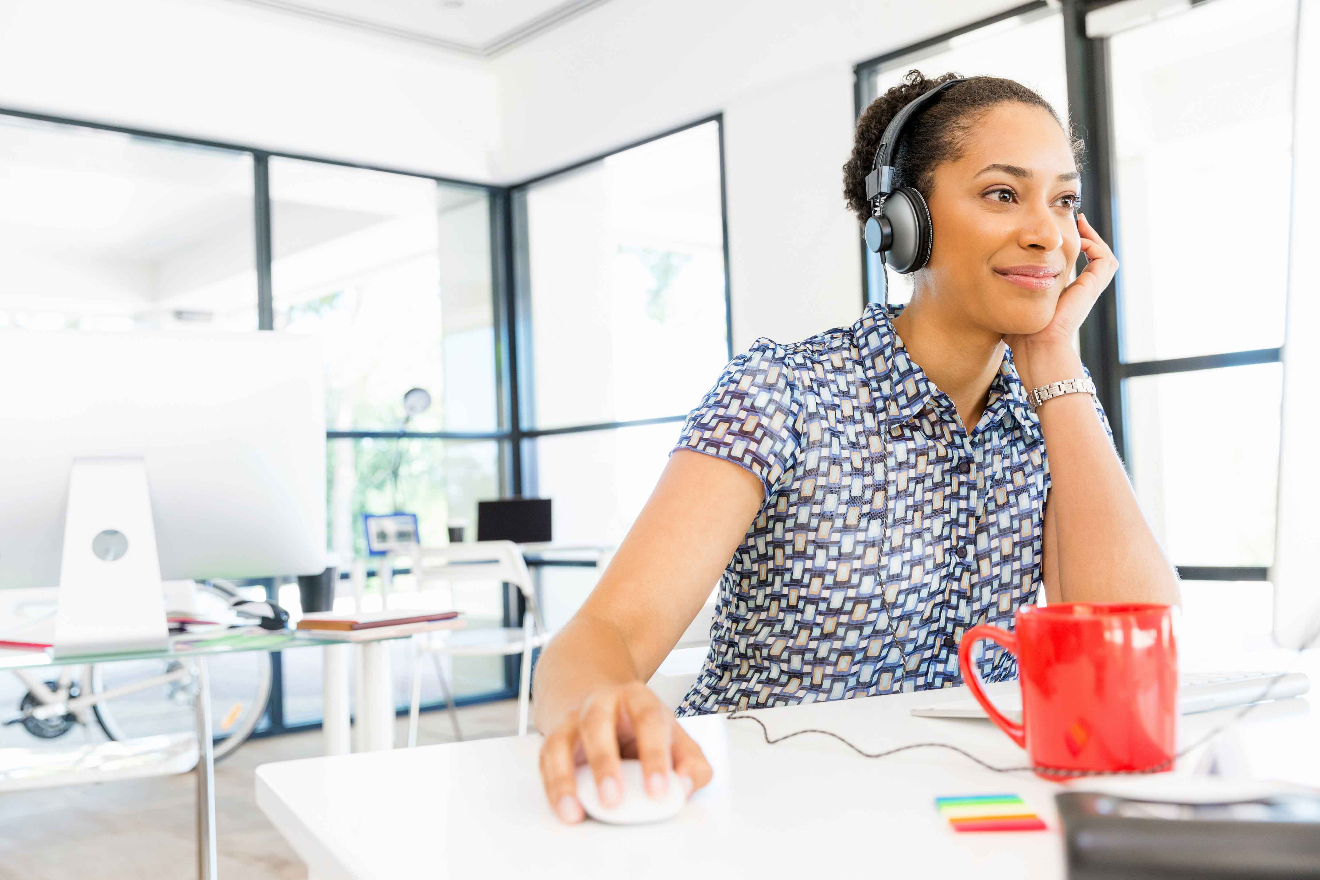 Blocking out office noise